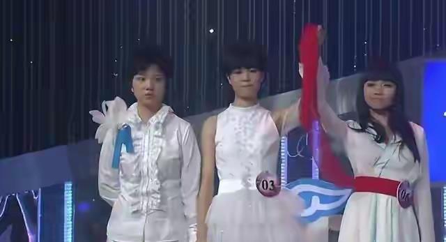 刘惜君|曾经互为对手的刘惜君郁可唯，现在同时获奖，已跻身超女第二梯队