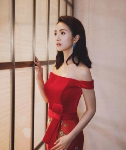 林依晨|林依晨产后一个月露面，已恢复少女状态，自称丈夫开始偏心女儿