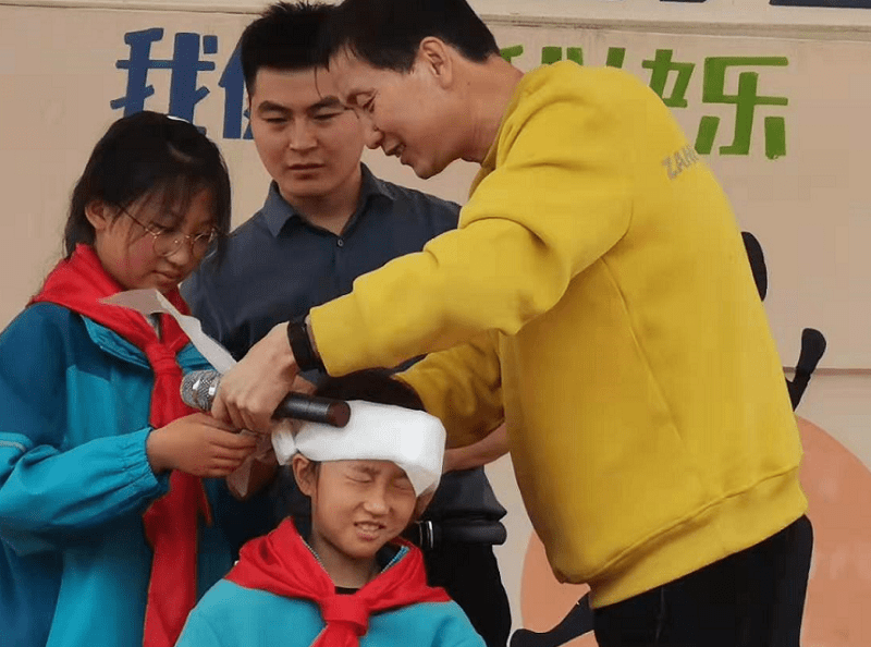 视点阿东 “爱暖计划”家校联动陪伴教育让孩子感受有温度的心教育