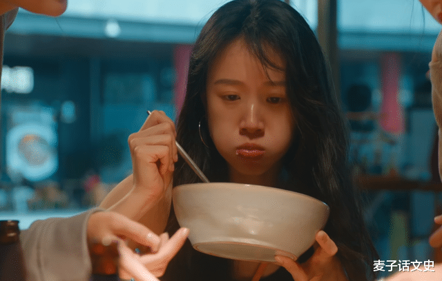 白鹿原|那个在《白鹿原》中被张嘉译无情换掉的少女李梦，如今怎么样了？