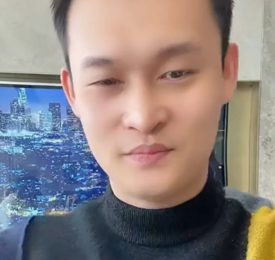 散打|散打第一时间祝贺辛巴回归,小沈龙选择和辛巴死磕?