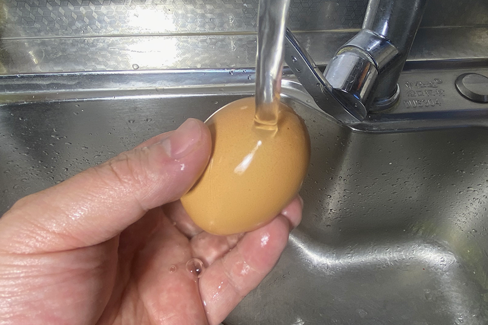 鸡蛋|“激素鸡蛋”危害大,放手心看一看,一眼就能识别激素鸡蛋