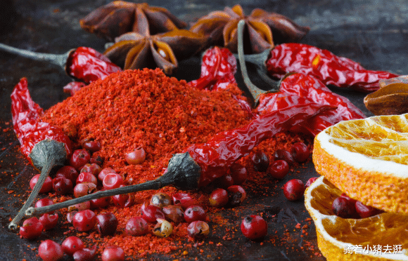 胃癌|“藏盐大户”被公布,是咸菜的20倍,医生:不想胃癌“缠身”,趁早扔