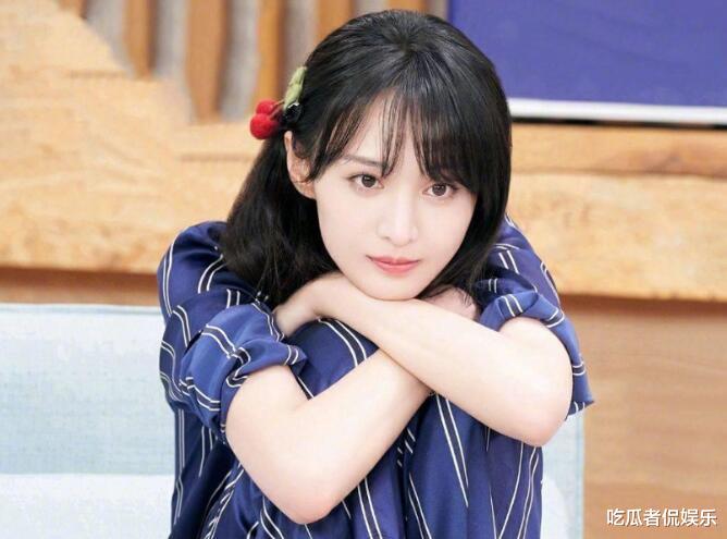 郑爽|郑爽和孩子见面泪崩道歉，孩子被引导喊妈妈，官媒宣传支持复出？