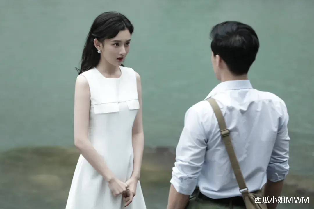 西瓜小姐MWM|宋祖儿和毛晓彤穿的居然是当季新款？ | 《乔家的儿女》造型解析