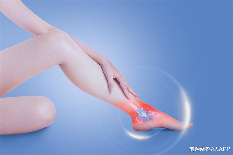 前瞻经济学人APP 脚上有烧灼感、刺痛感和疼痛感？你可能患上了小纤维神经病变