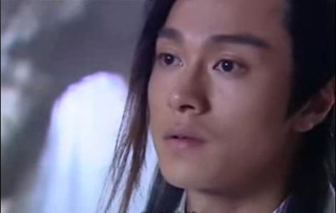 |双面人物的原随云，为何要化身“蝙蝠公子”？？？