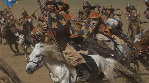 朱元璋|元朝覆灭后，朱元璋是如何处置10万蒙古姑娘的？比关押她们还狠