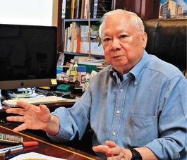 果莓妈咪说 中国最无私富豪：无偿捐款500亿，为建港珠澳大桥“结仇”李嘉诚