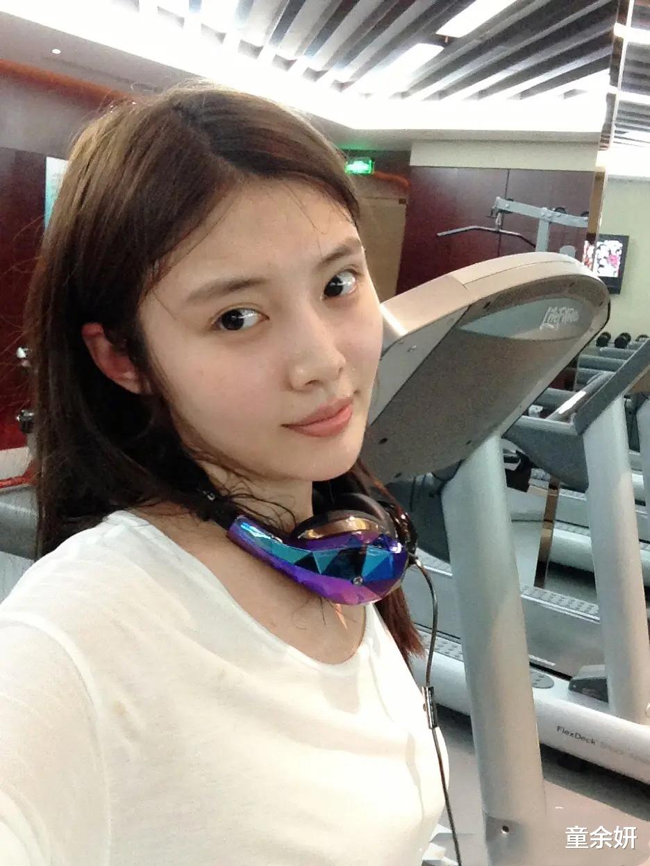 徐冬冬|徐冬冬的“清醒”，撕开了多少娱乐圈女明星的“遮羞布”？