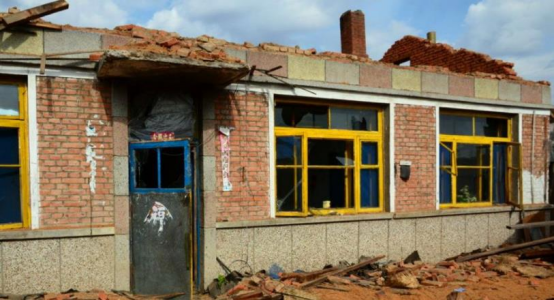 黄浦|农村宅基地土地使用权登记人和实际建房居住人不同，动迁补偿到底归谁所有？