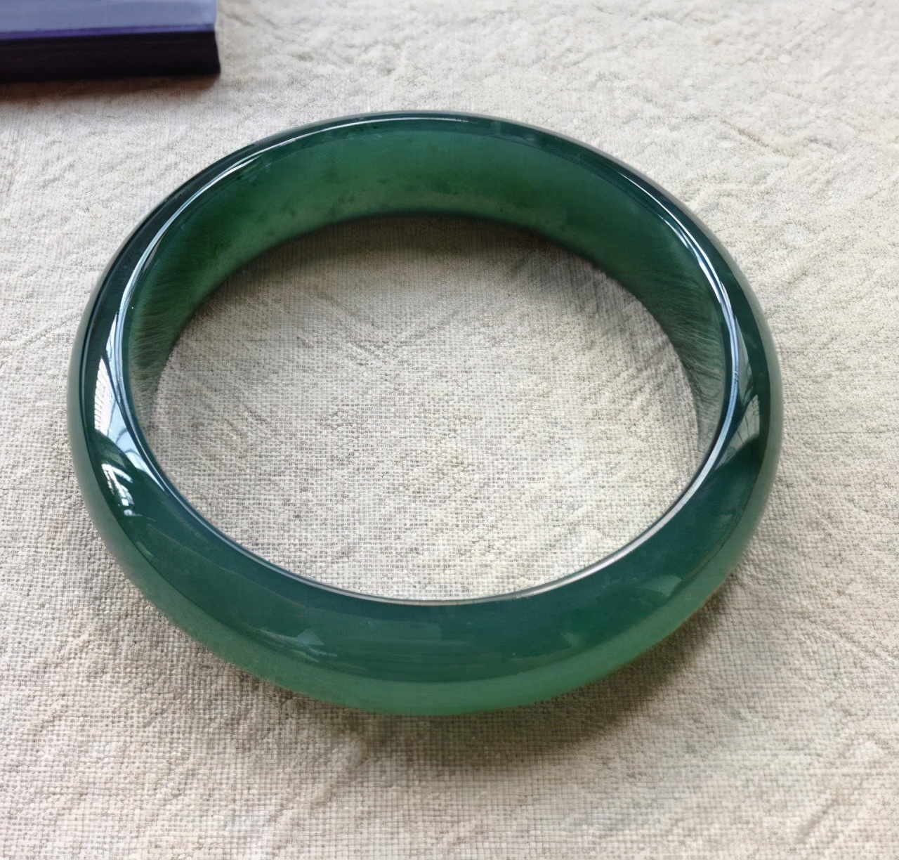 翡翠|你买贵了吗？花青、油青和干青怎么区分？