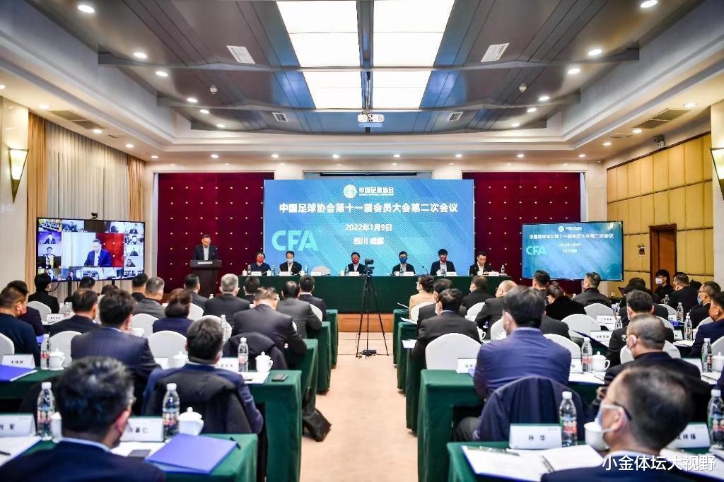 克莱·汤普森|泰山夺冠陈戌源泼冷水，深刻反思现状，网友：该反思的是足协