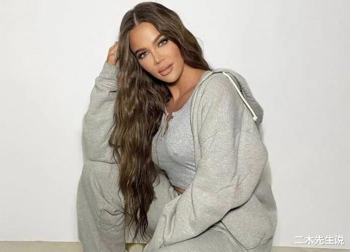 金·卡戴珊|科勒卡戴珊一张未修图被曝光，整个卡戴珊家族整个炸了锅