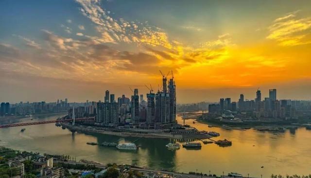 重庆 国内从不宰客的旅游城市，景点几乎不收费，消费不高适合穷游