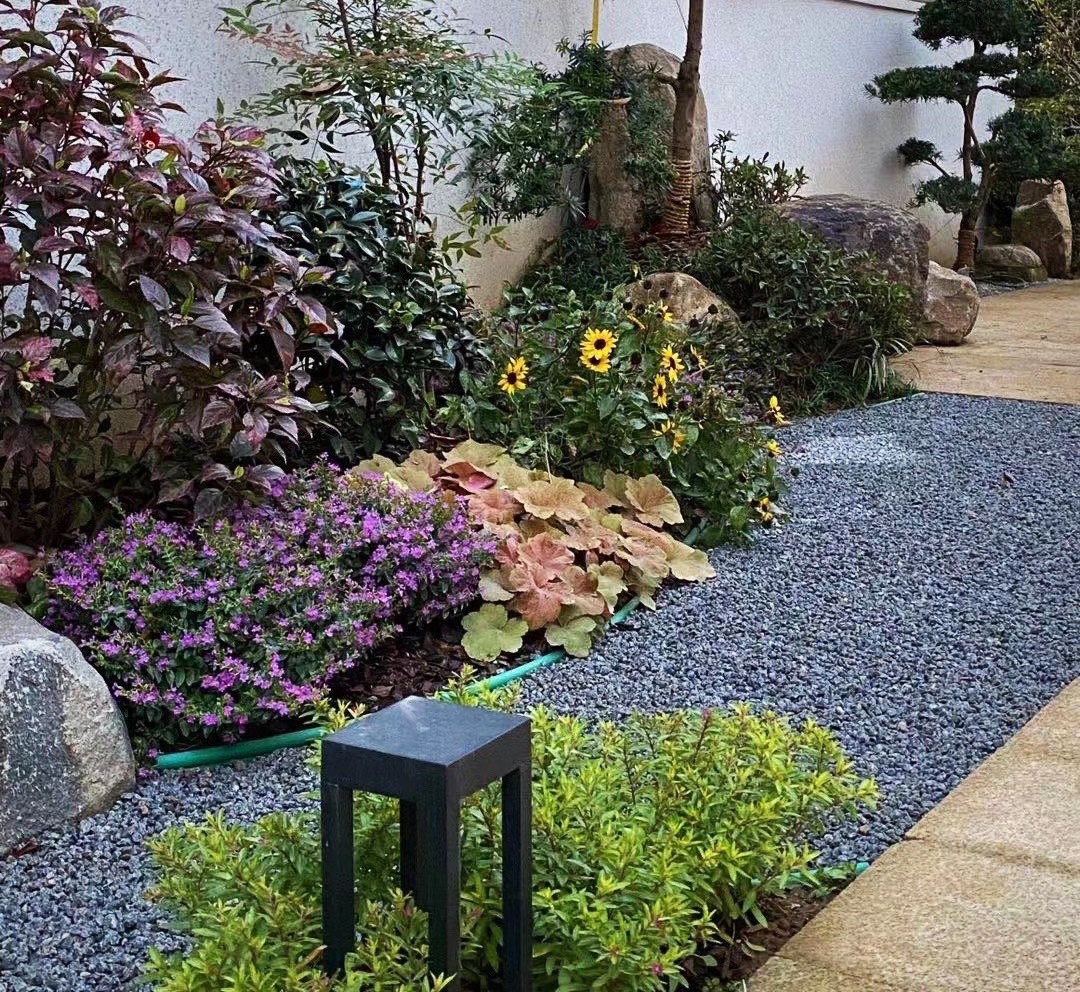 打造一个，建在地面下的“下沉式庭院”花园，比传统院落更实用