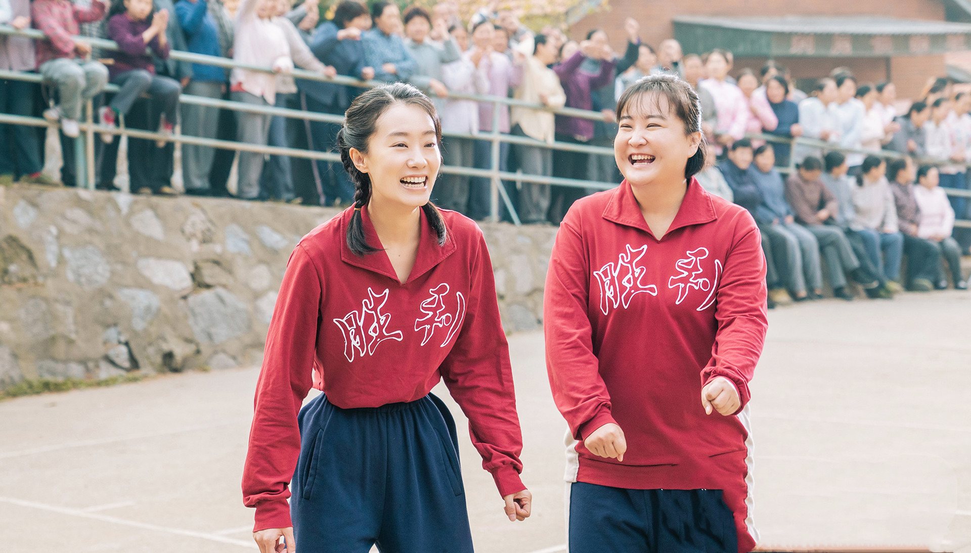 贾玲|《你好，李焕英》最大的输家，票房那么高，她到手的钱却少得可怜