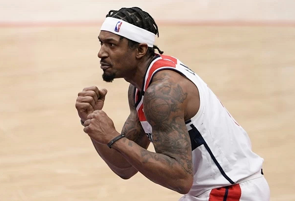 奇才队|59+17+19！威少大号三双，比尔对轰米切尔，奇才送太阳大礼！