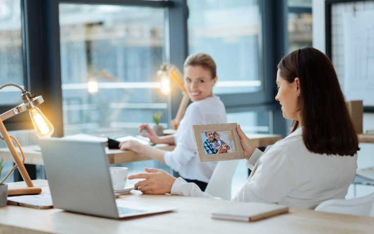 |在职场，虽然提拔到管理层，但是做的很郁闷，又不敢裸辞，何解？