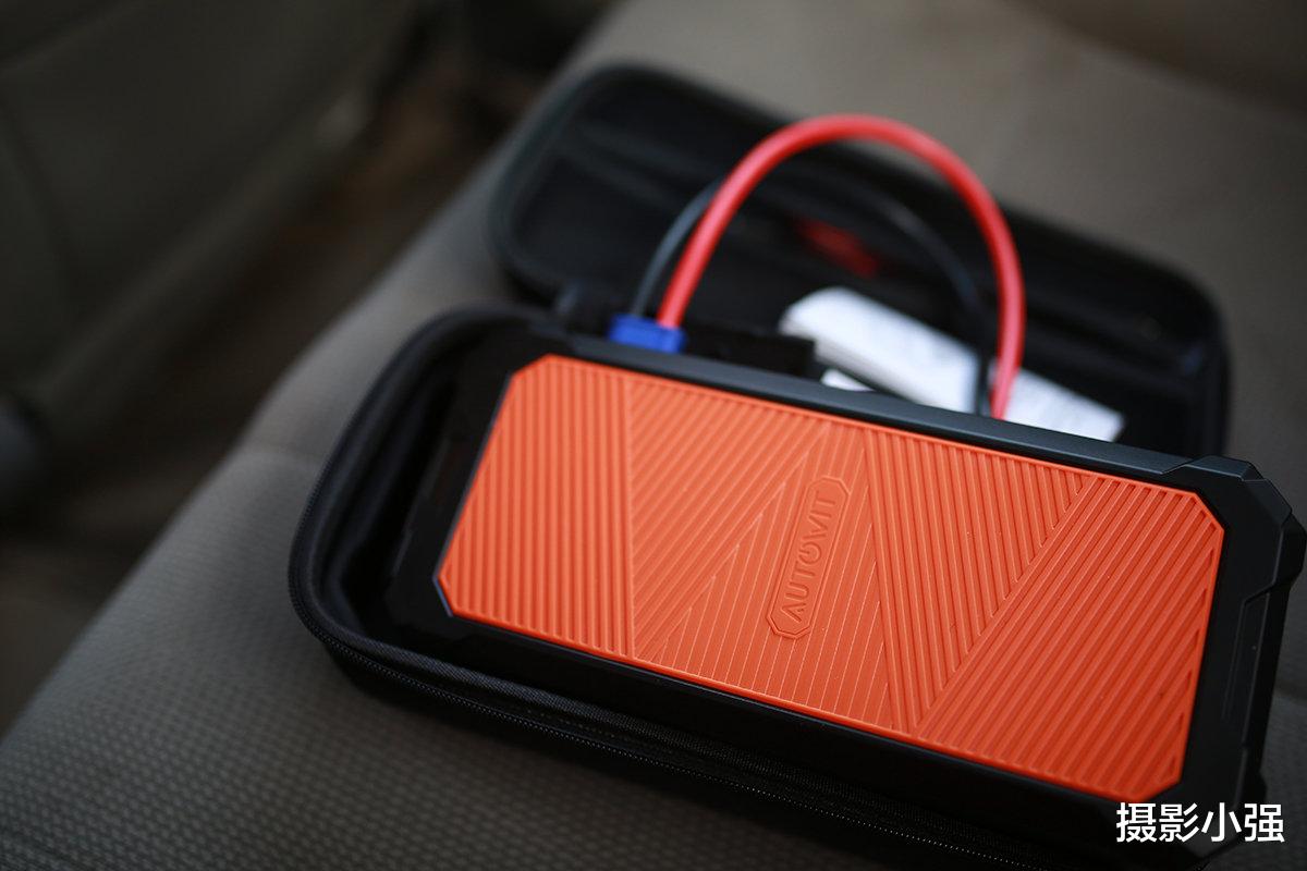 汽车|耐用而有备无患，Autowit超级电容汽车应急电源使用体验