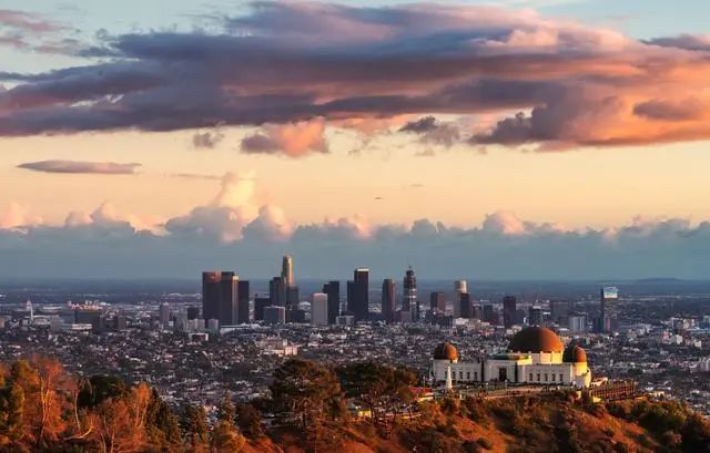 济南朗阁外语培训中心|【济南欧风】美国哪些学校要求学生返校打新冠疫苗?