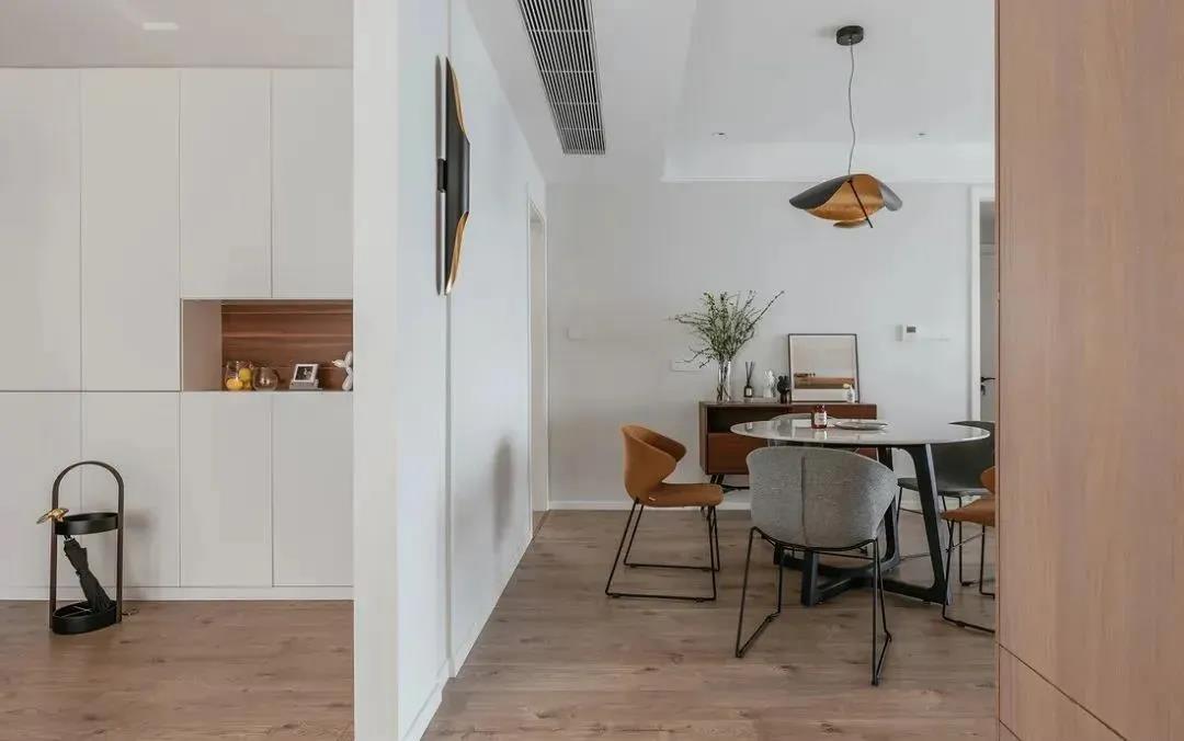 |玄关收纳设计,做了柜子玄关依旧乱七八糟, 原因竟然在这里.