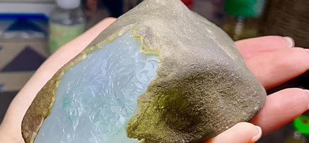 翡翠|翡翠原石的认知：不要只停留在新坑、老坑中，还有“山水之分”