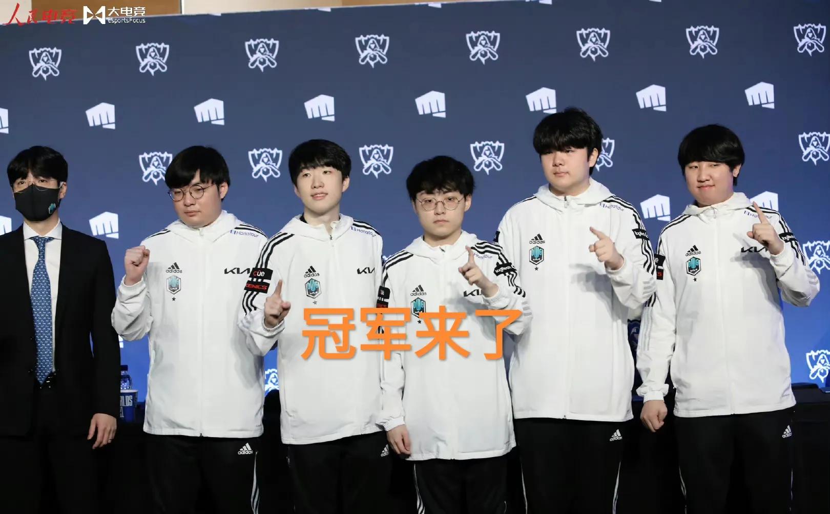 光环|“盲僧R闪救世图”火了，韩网热议9-0的DK战队，像极了SKT翻盘EDG