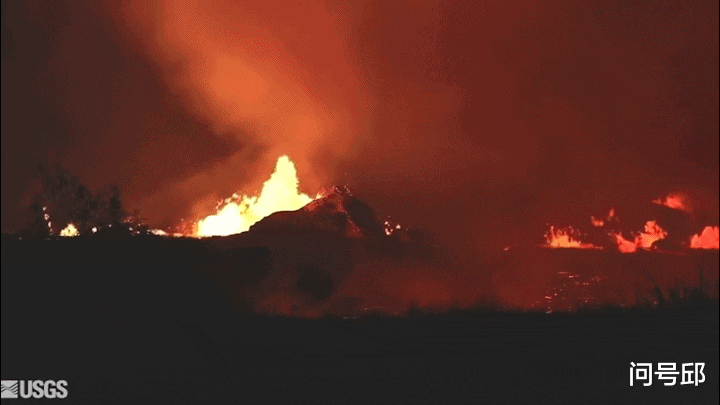 基拉韦厄火山 基拉韦厄火山喷发的熔岩，将“火山毛”喷射到夏威夷的天空中