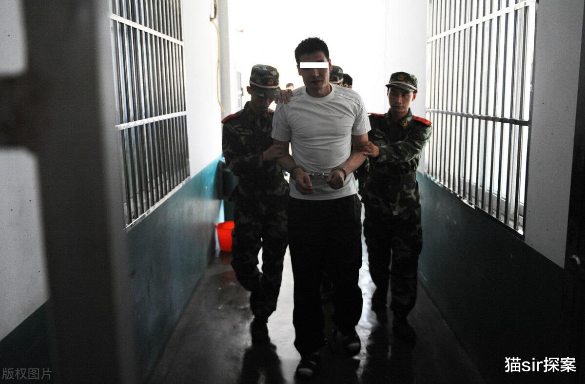 20岁男子不满被同性朋友强吻,趁熟睡将他砍杀,2015年在河南执行死刑