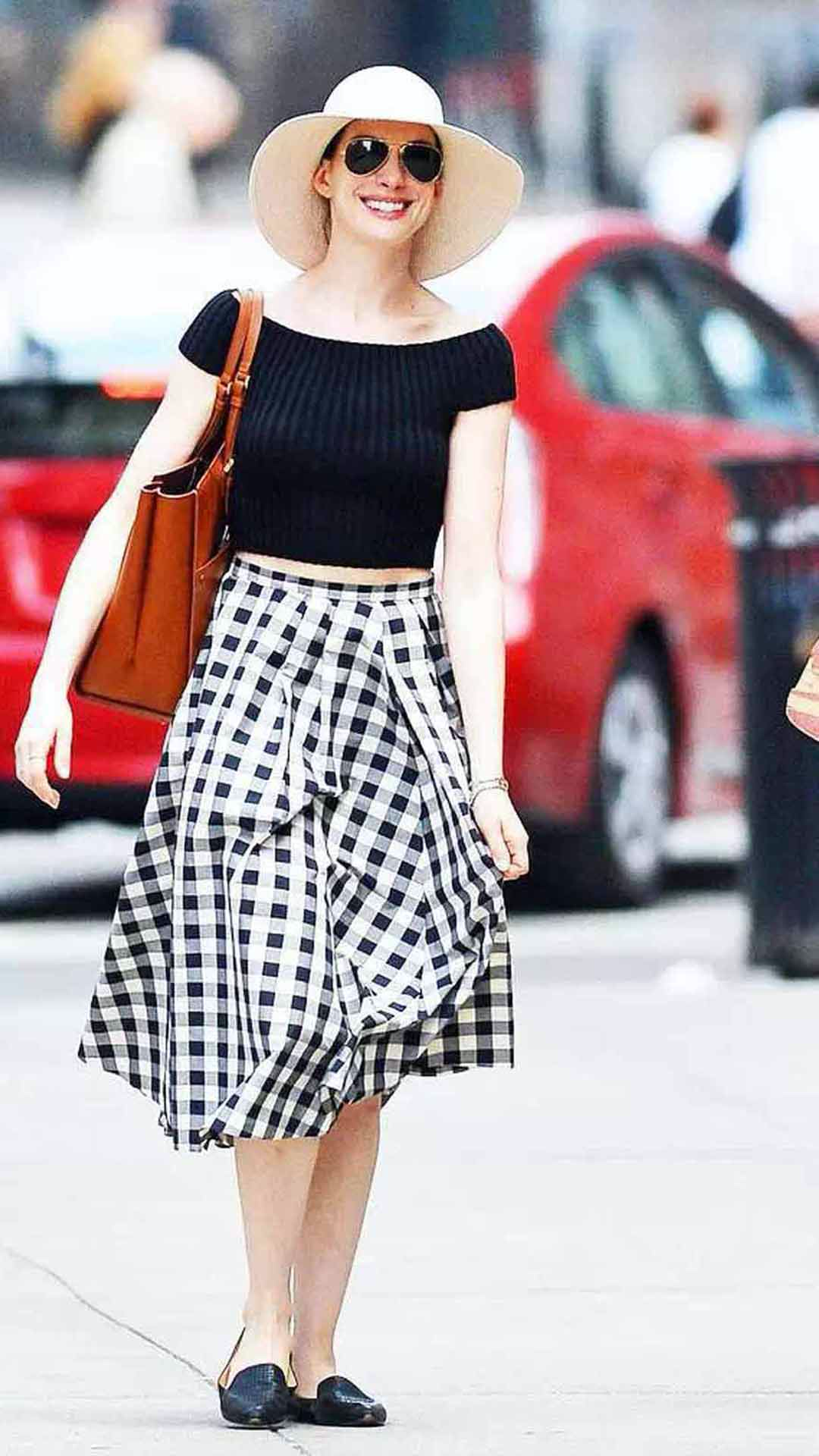 米歇尔·奥巴马|米歇尔全程冷漠脸！发际线秃了气场绝，长得不美却被奥巴马宠入骨