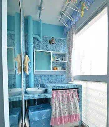 因为包管道没做这些,家里管道漏水到处湿哒哒,连累邻居也遭殃