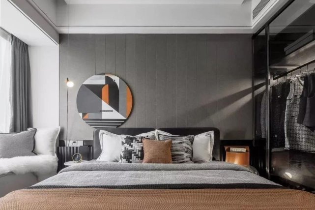 |120平现代风格装修，一进门就被迷住了，客厅地毯很有特色