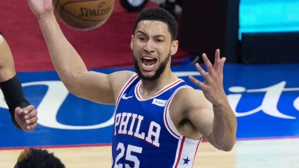 西蒙斯 彻底决裂!西蒙斯拒绝再为76人效力,除非交易自己,否则不再打球