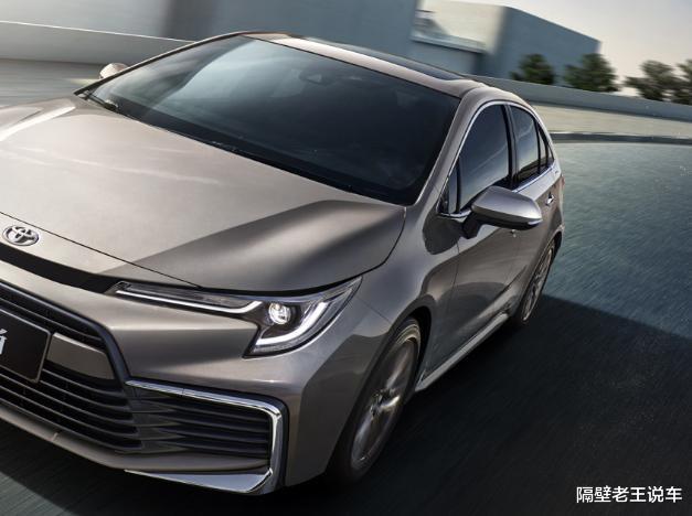 福特福睿斯|今日上市！小凯美瑞预售15.88万，与亚洲狮是“亲兄弟”，标配2.0L