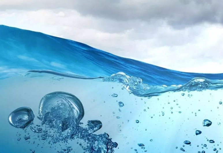 肝癌|36岁男子患肝癌，化疗两次离世，医生叹息：1种“桶装水”哪能天天喝