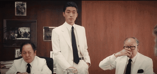 尊龙|“中国第一美男”近照曝光,面目全非引全网唏嘘:岁月无情,美人不再