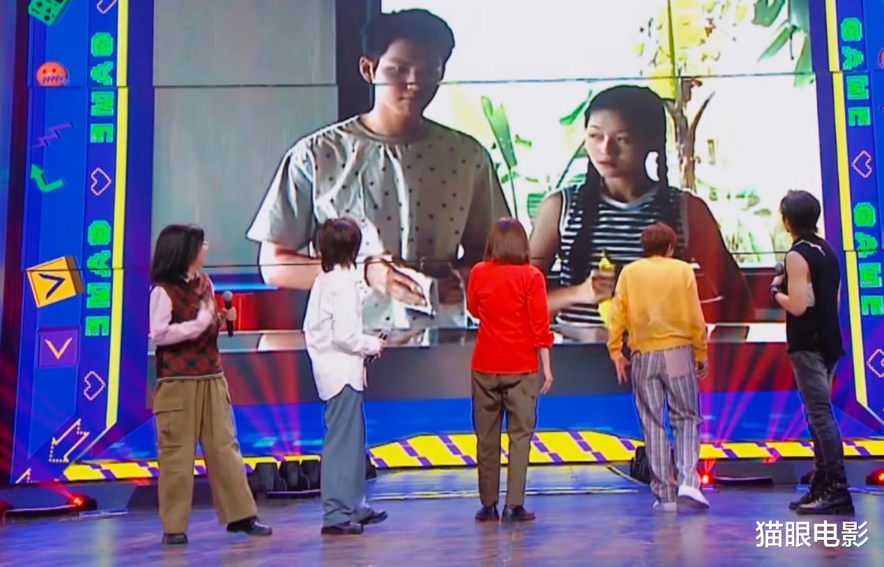 钟汉良|47岁钟汉良穿着青春潮流，忘记曾出演过流星花园，网友: 红太久了