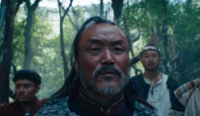 云南虫谷|《云南虫谷》大结局：族长父子被欲望蒙蔽了双眼，结局悲惨