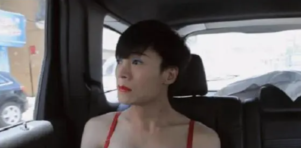 |“变性人”李二毛的悲惨经历：一生改变两次性别，被两个男友抛弃