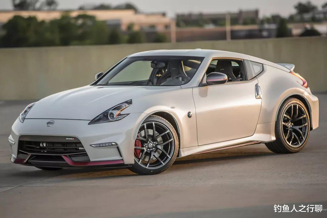 迪丽热巴|赵丽颖的座驾，迪丽热巴的座驾，杨幂的座驾，差距不是一般的大