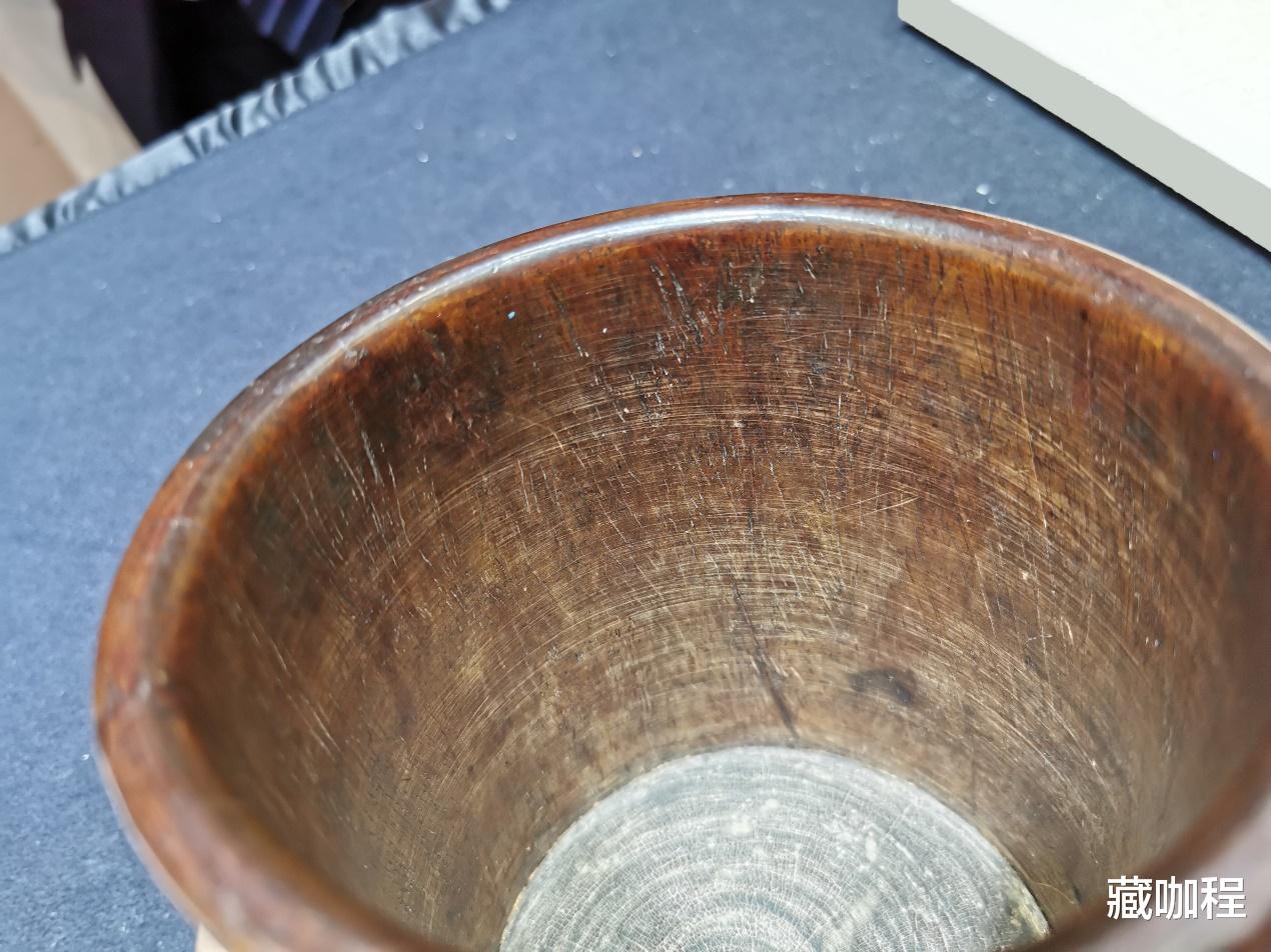 笔筒|锯齿纹依稀可见，黄花梨尊形笔筒21万成交