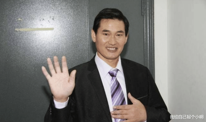 赌王|“大衣哥”搬家了?不再当老好人,远离村民及网红的贪婪