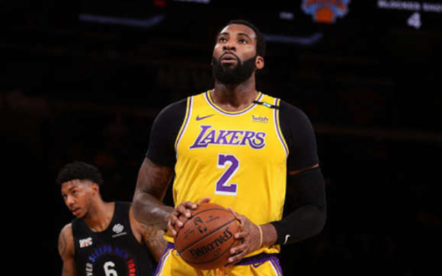 安東尼·戴維斯|湖人1-1后！濃眉首度回應惡意犯規，莊神不易，蘇群說到點子上了