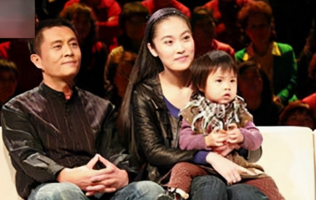 苗苗|“荧屏硬汉”常戎：与“80后”小妻子的家事情事笑泪交织