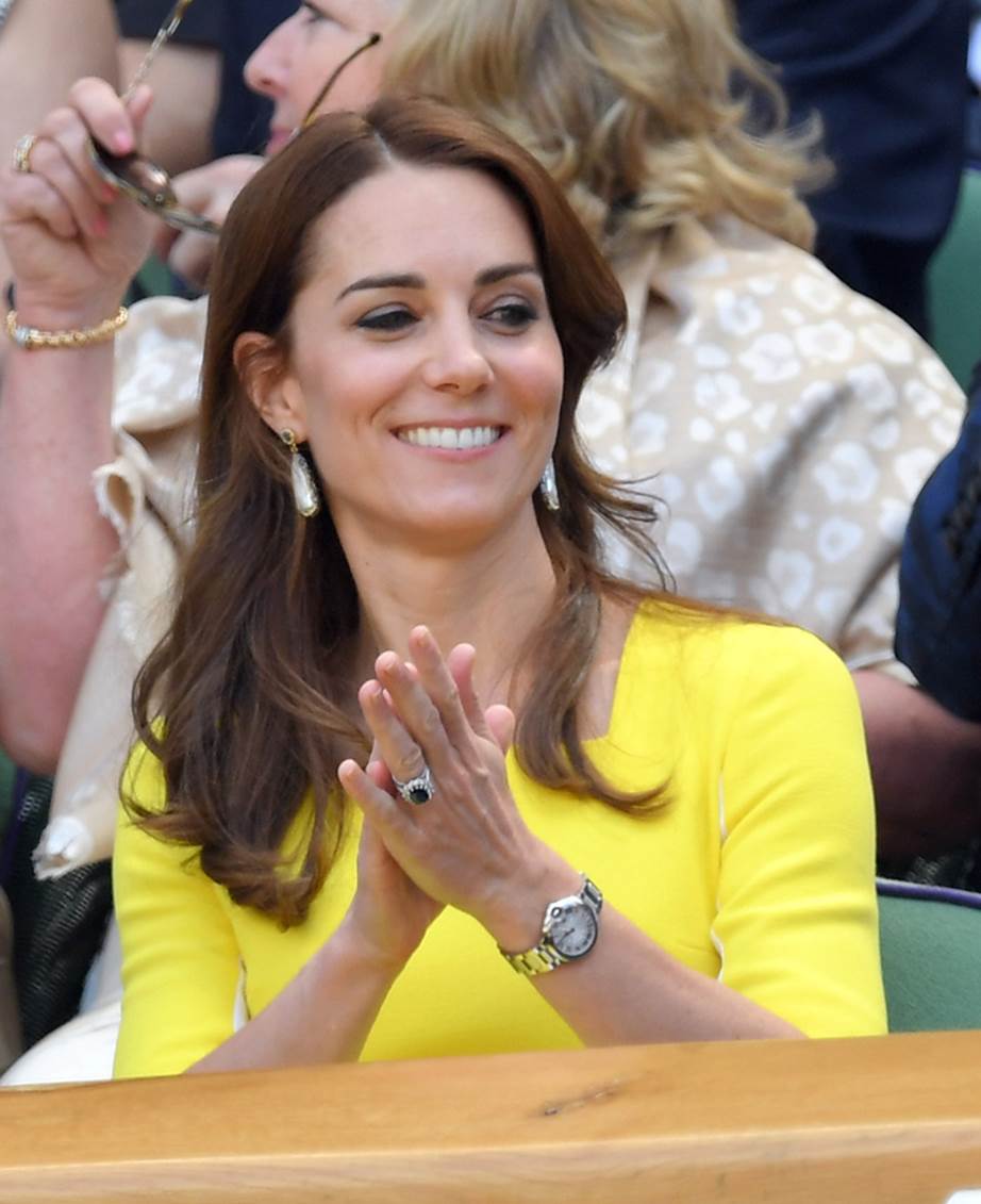 凯特王妃 从新面孔的平民，到尊贵的公爵夫人，英国凯特王妃迷住王子的美