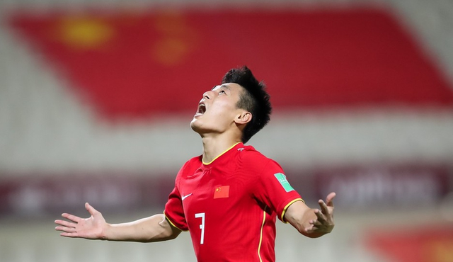 国足|热议国足3-1：武磊8场造11球，1200万奖金到手，12强被分在第4档