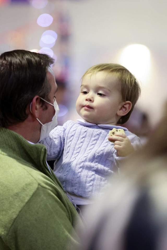 张雨绮|卢森堡小王子呆萌营业！撒娇卖萌举高高，我就是集市上最靓的崽儿