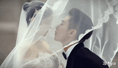 香港小姐|38岁的陈妍希，走到今天这一步，午夜梦回时她是否后悔过？