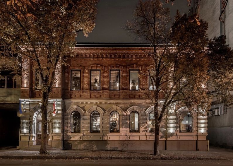 餐厅设计 | 格鲁吉亚复古的“开放式厨房”